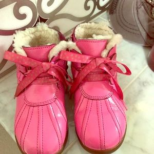 Girl shoes